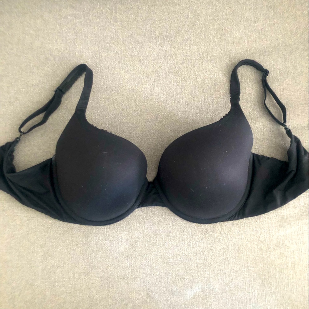 Victoria secret black bra.